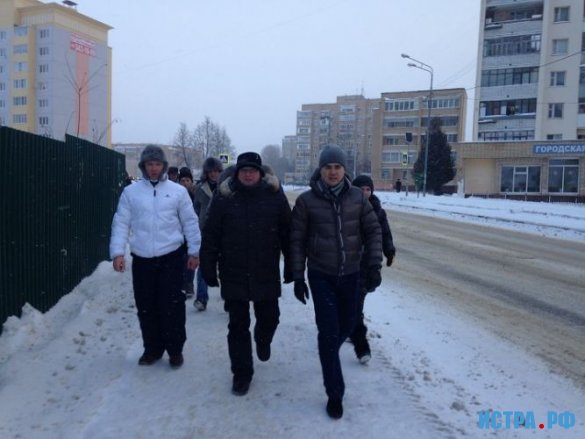 Максим Тарханов проинспектировал качество уборки улиц от снега